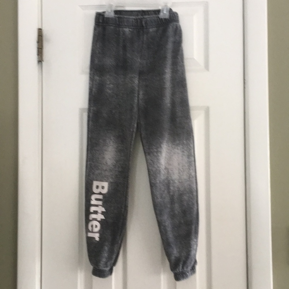 GIRLS BUTTER JOGGING PANTS